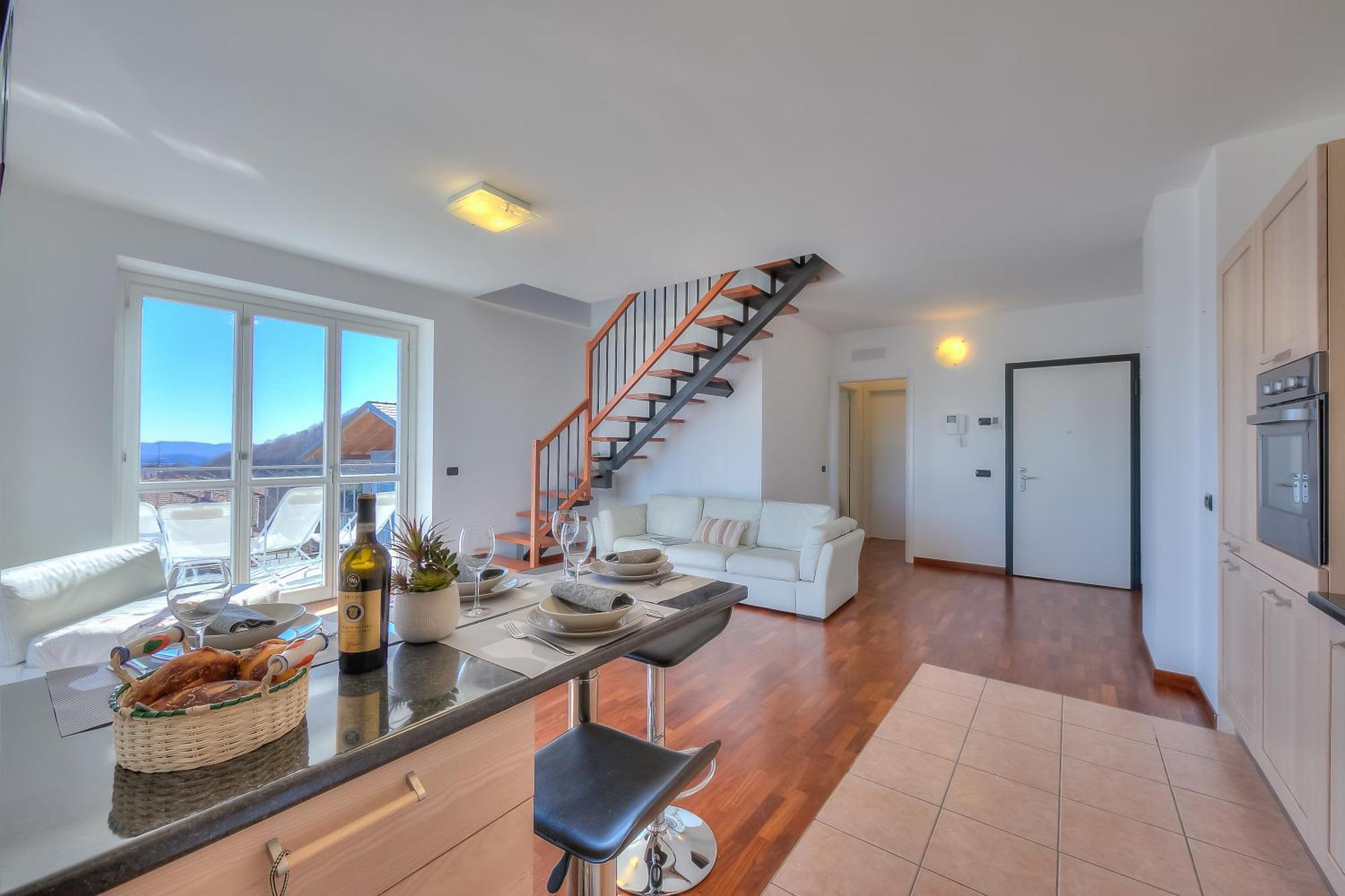 Appartamento Penthouse The Magnifique View - Happy Stresa